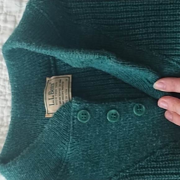 L. L. bean vintage sweater - Picture 2 of 3